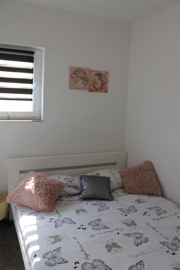 Appartement Cozy Corners à Nin Extérieur photo