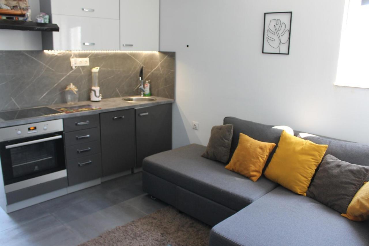 Appartement Cozy Corners à Nin Extérieur photo