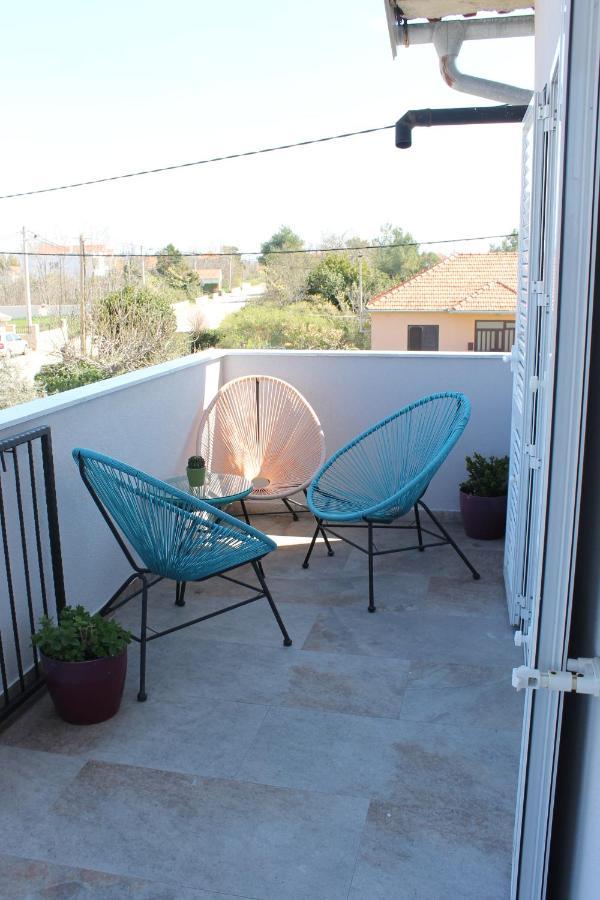 Appartement Cozy Corners à Nin Extérieur photo
